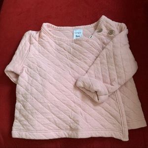 Quilted shirt set comes with quilted pants